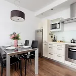 Bajeczna By Renters