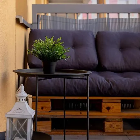 Bajeczna By Renters Hotel